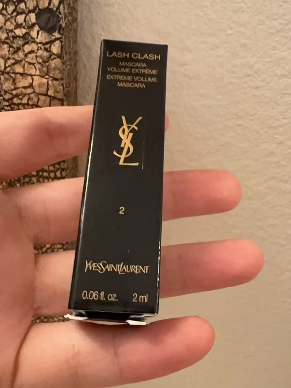 Yves Saint Laurent YSL Lash Clash Extreme Volume Mascara in 2 Uninhibited Brown